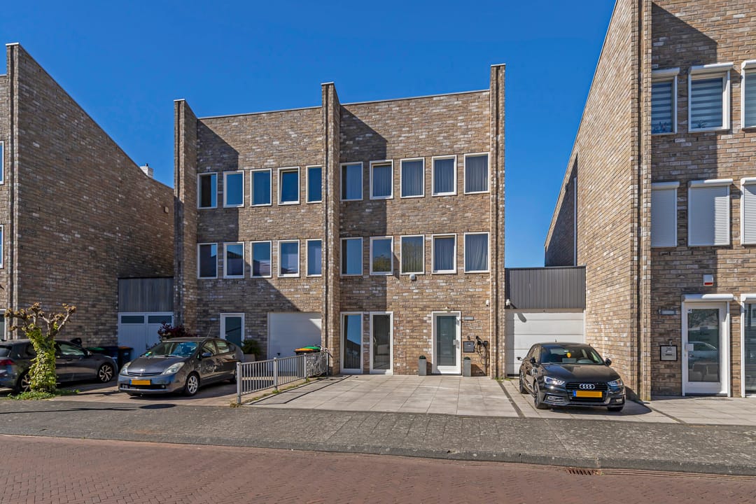 Photo 38 of Menno ter Braakstraat 34