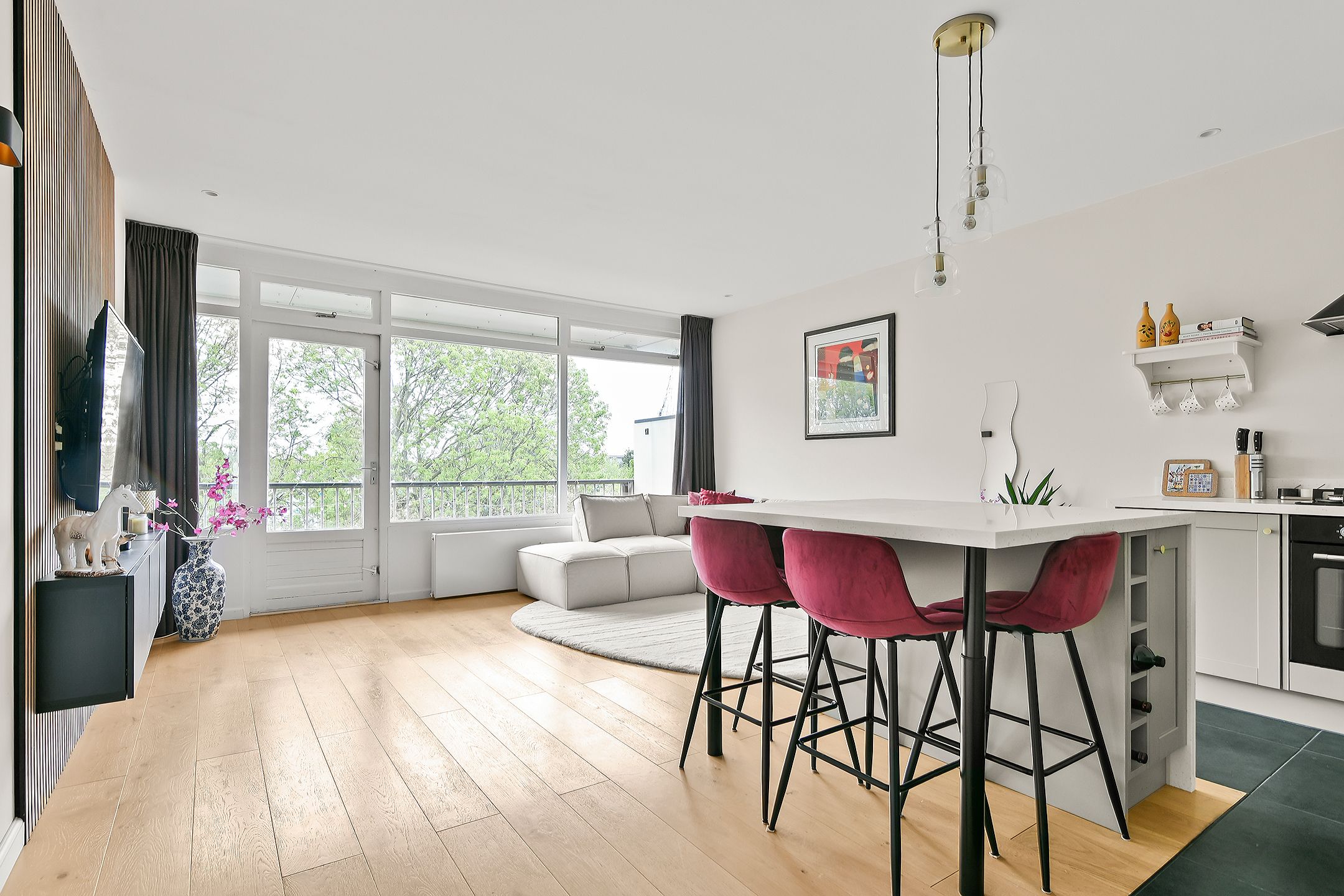 Fully Renovated Top Floor Apartment with Sunny Balcony and Water Views — 15