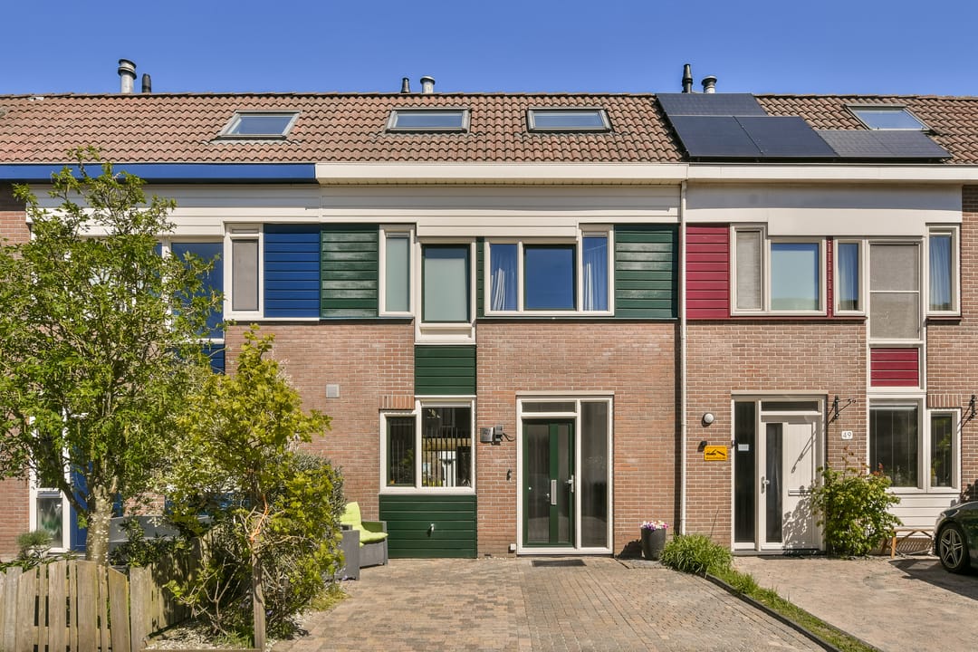 Photo 2 of Waardijnstraat 47