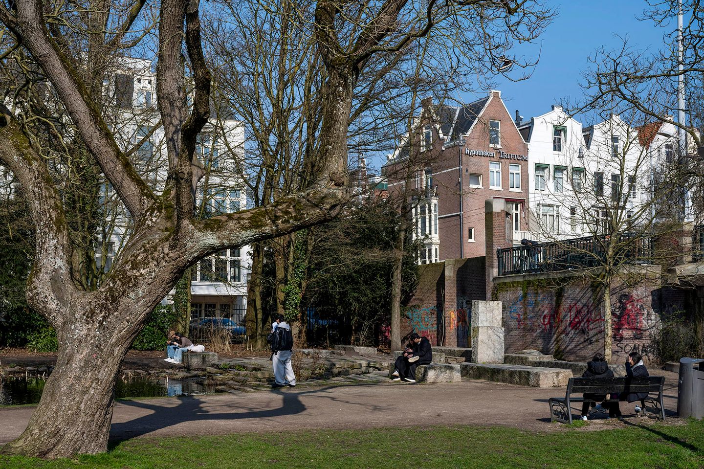 View photo 5 of Roemer Visscherstraat 41-A