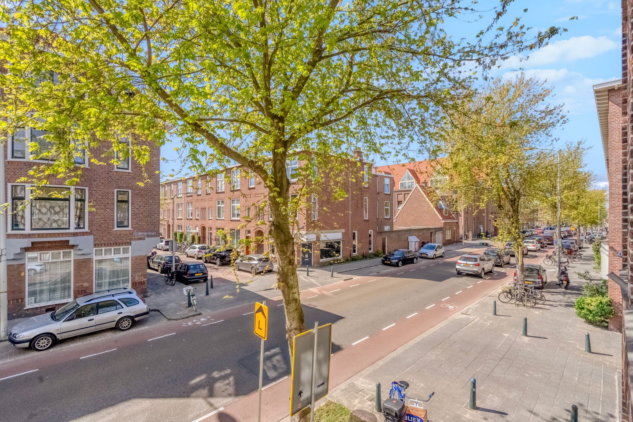 Photo 9 of Goudenregenstraat 33
