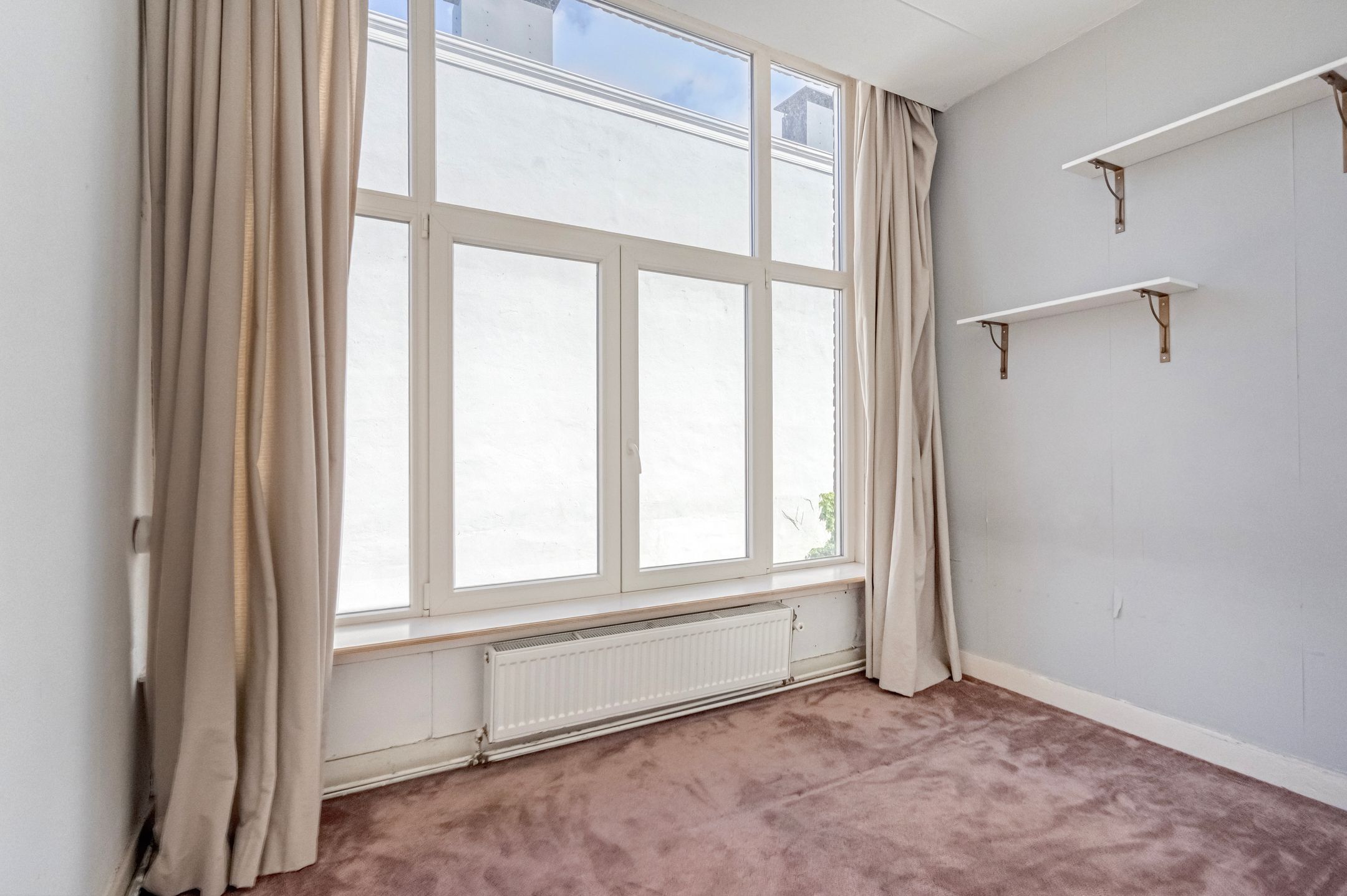 Photo 15 of Goudenregenstraat 33