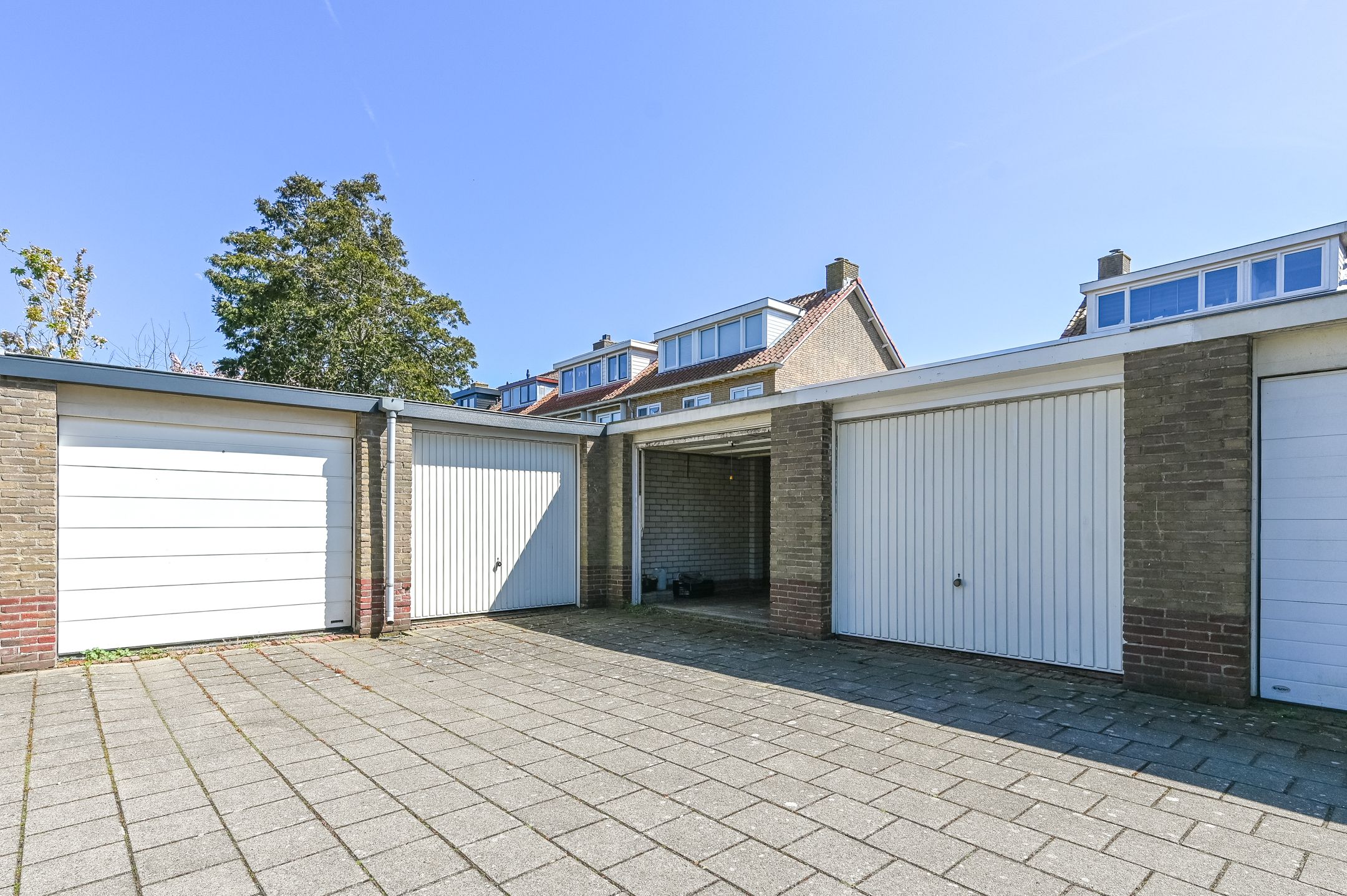 Foto 42 van Roos en Beeklaan 101
