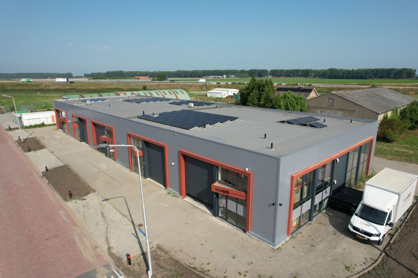 Bekijk foto 1 van Liberatorstraat 6-c