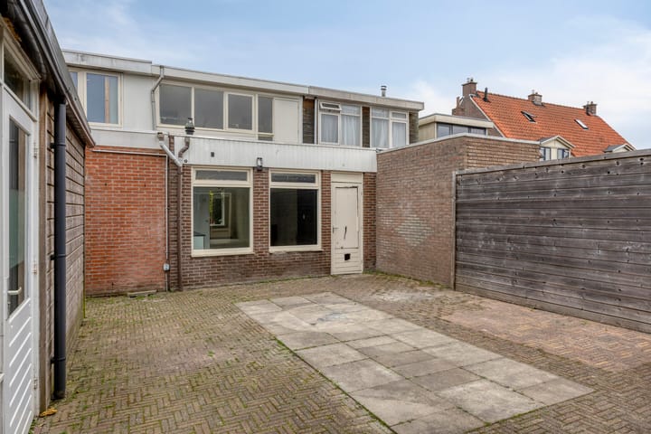 Photo 2 of Prins Hendrikstraat 8