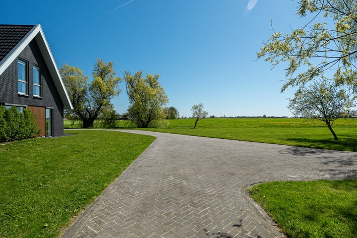 Vrijstaande woning te koop: Molenweg 4, Hitzum