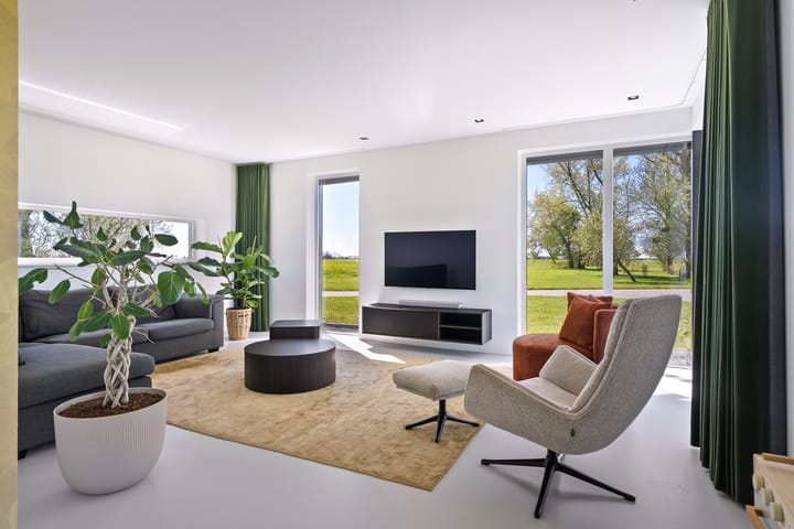 Vrijstaande woning te koop: Molenweg 4, Hitzum