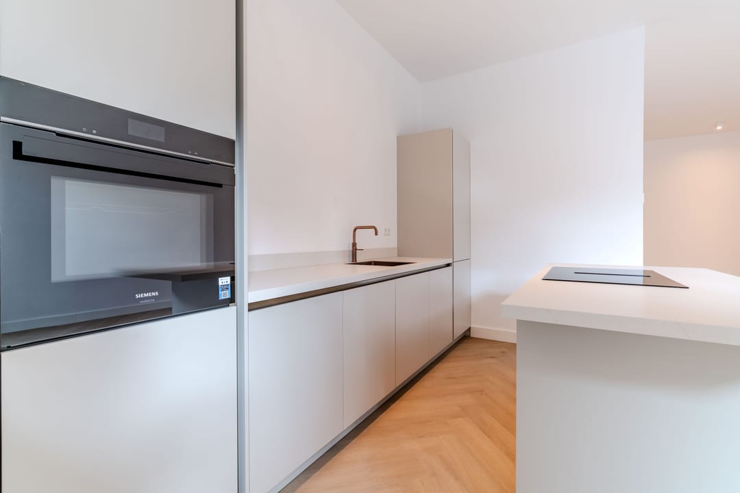 Photo 11 of Westerbaenstraat 18