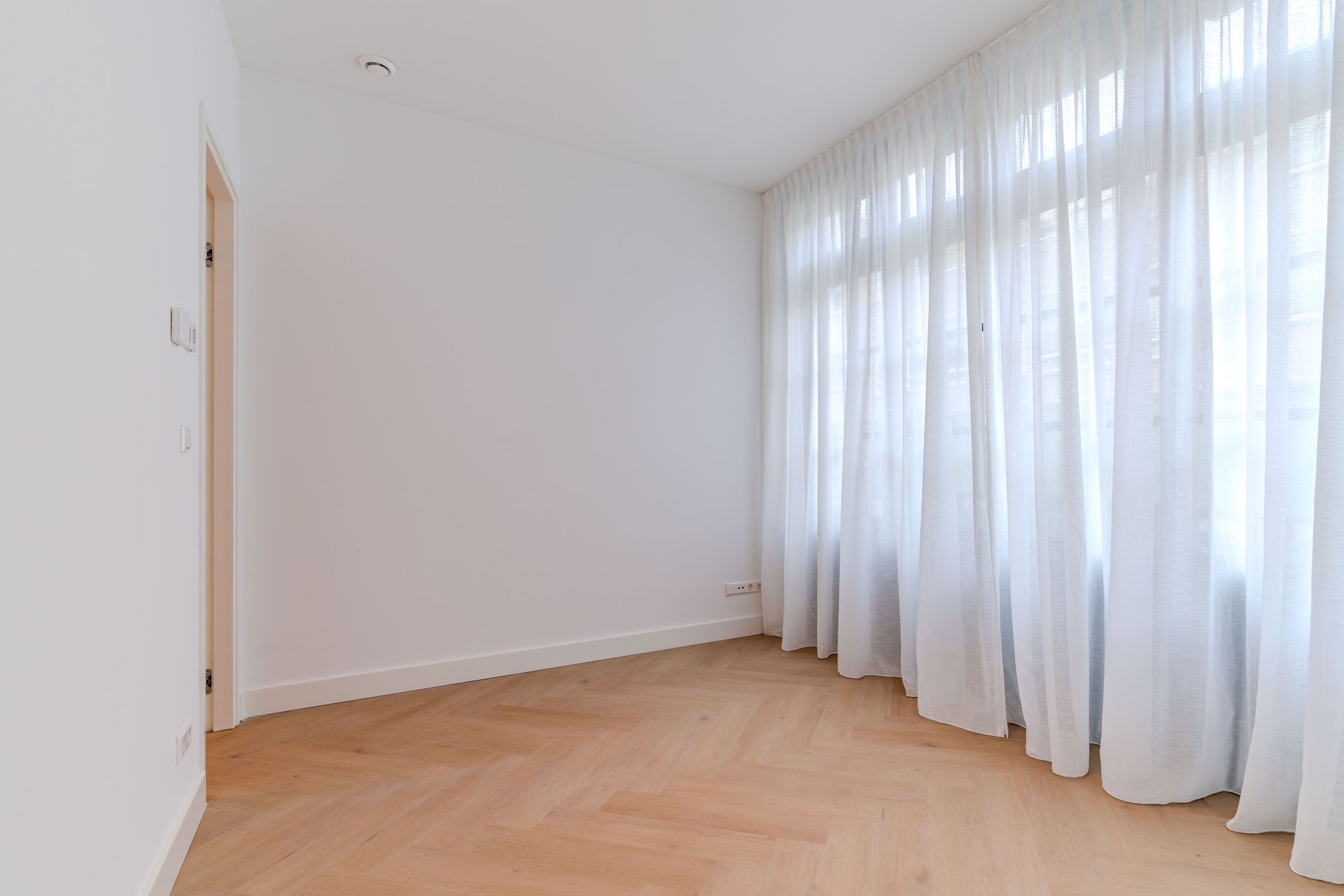 Photo 12 of Westerbaenstraat 18
