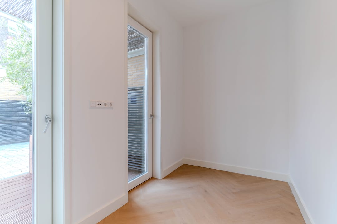 Photo 16 of Westerbaenstraat 18