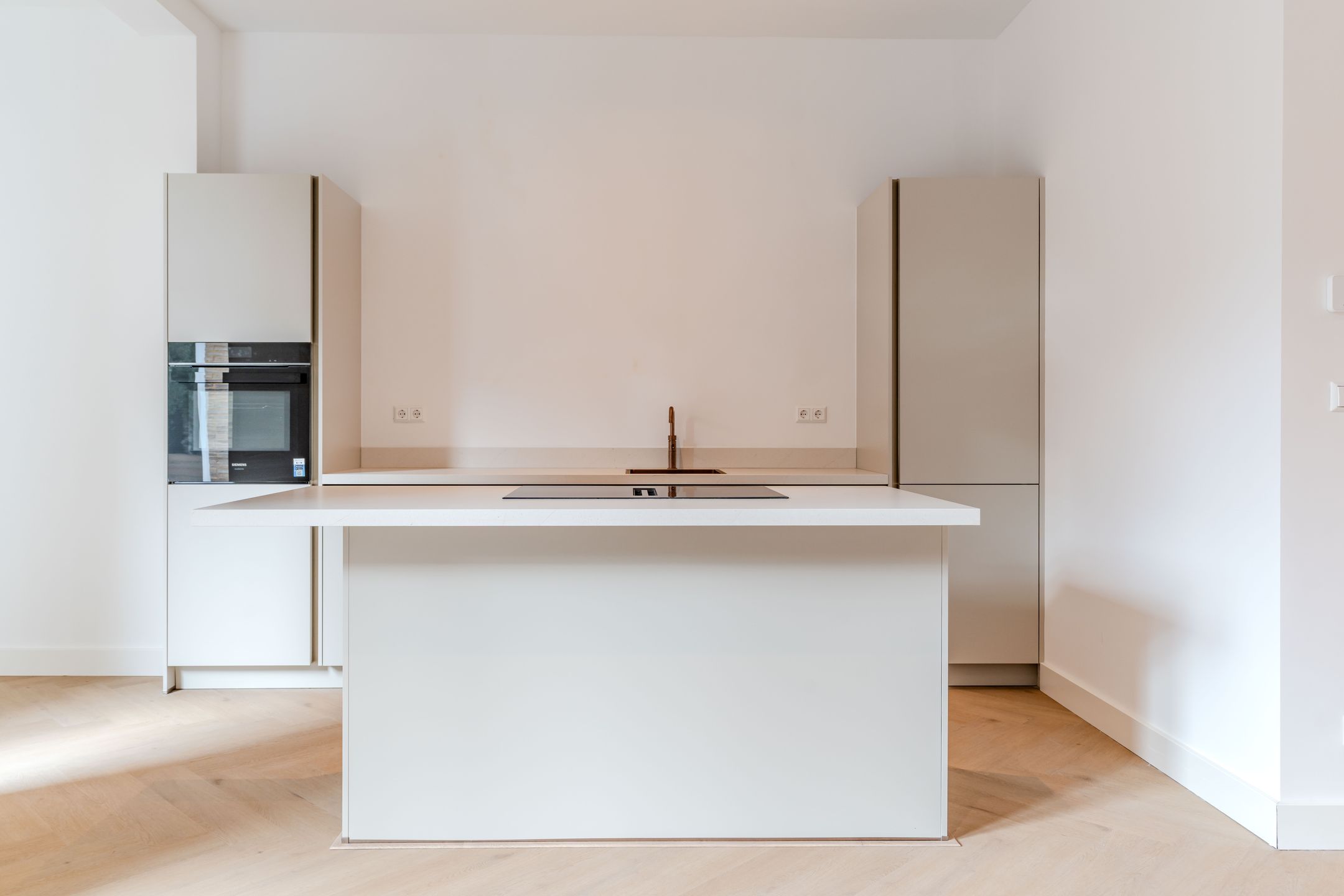 Photo 9 of Westerbaenstraat 18