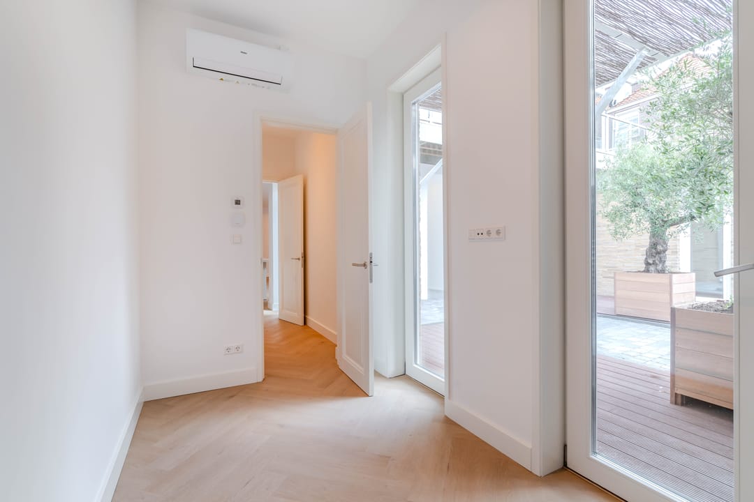 Photo 17 of Westerbaenstraat 18