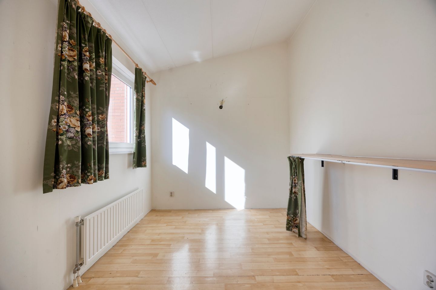 Corner house with sunny garden in family-friendly Bergse Plaat neighborhood — 14
