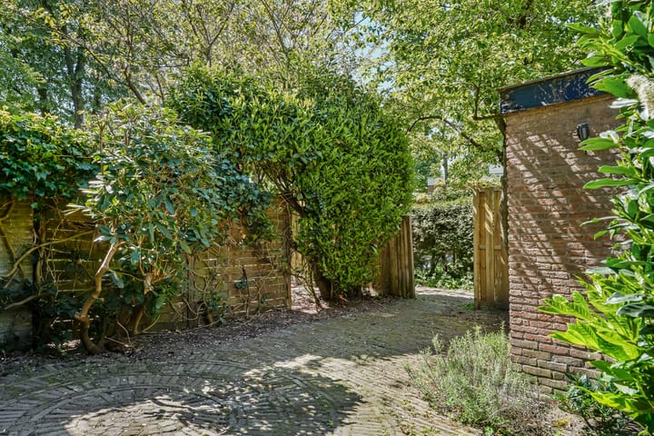 Tussenwoning te koop: Angsteloord 23, Abcoude