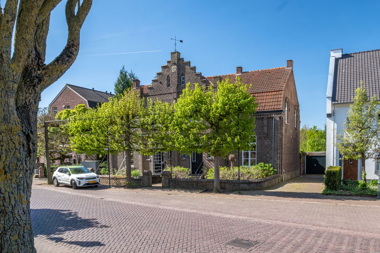 Foto 1 van Kerkplein 3
