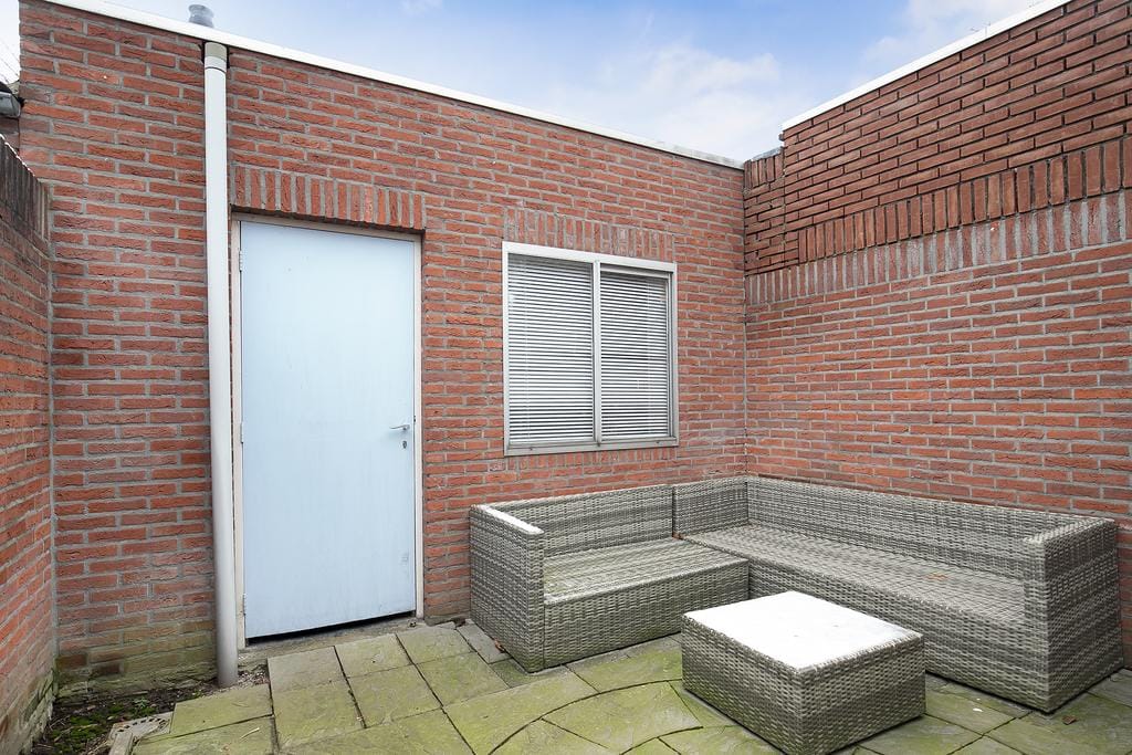 Photo 18 of Bisschop Zwijsenstraat 119