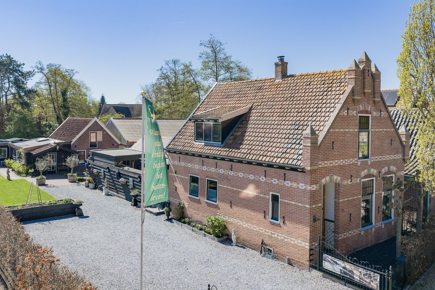 Foto 1 van Oosteinde 45