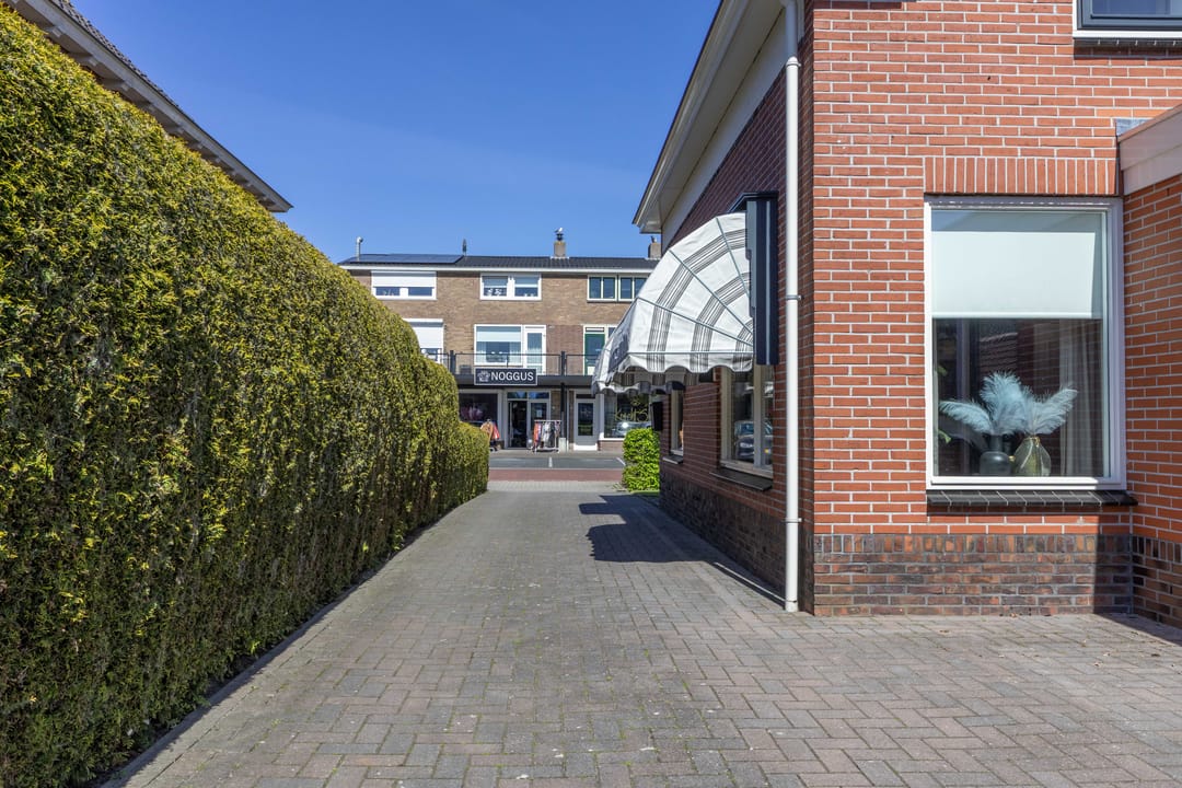Photo 43 of Warmoltsstrjitte 32