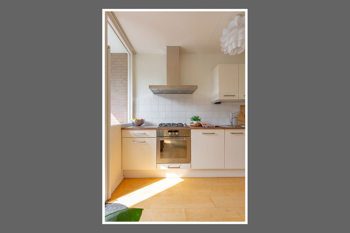 Photo 10 of Wagenaarstraat 352