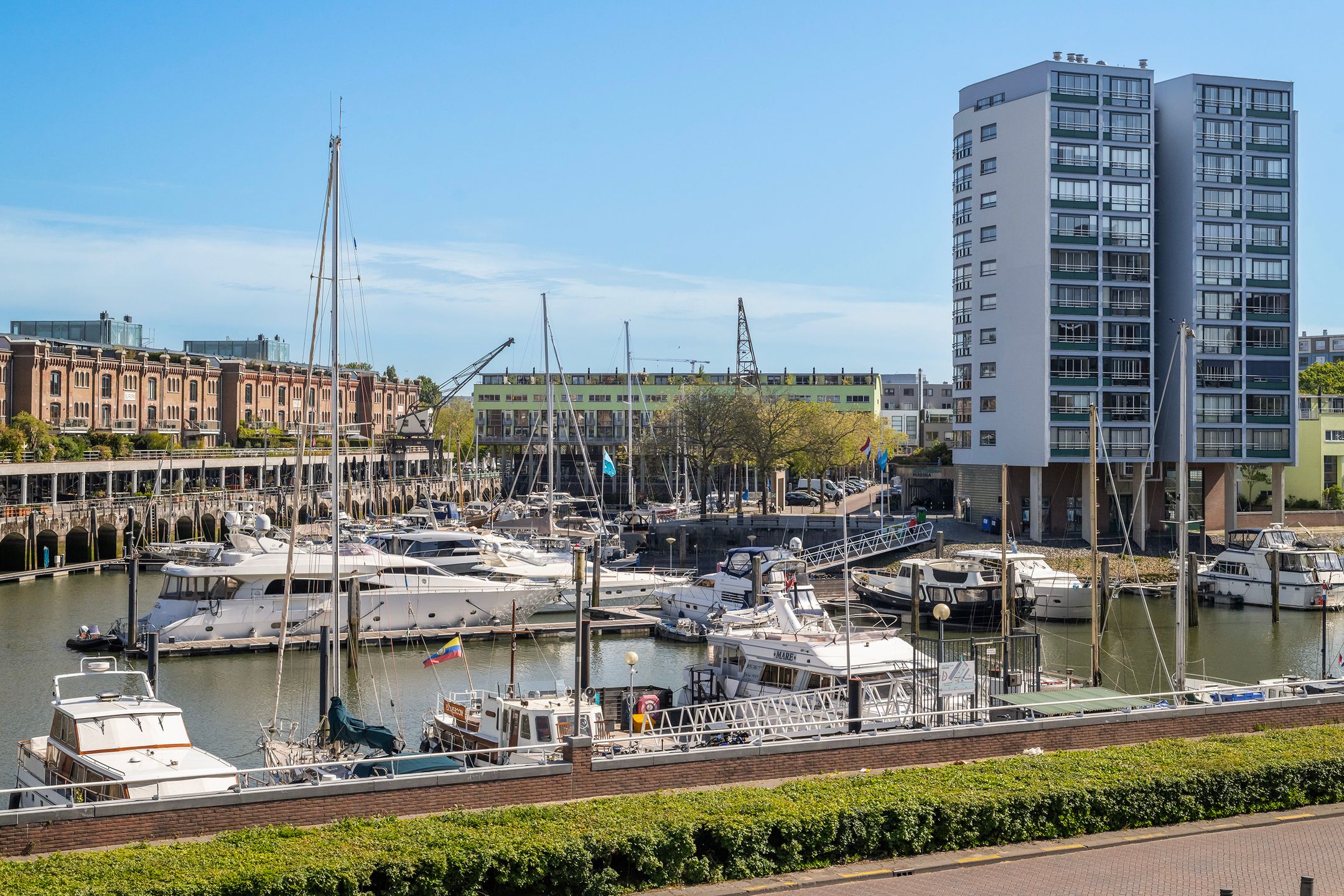 Apartment in Rotterdam, Kop van Zuid-Entrepot, Feijenoord - View 2