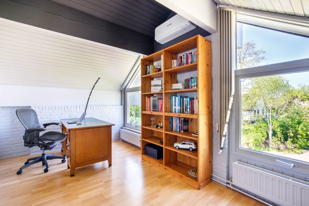 Foto 47 van Weidebloemstraat 17