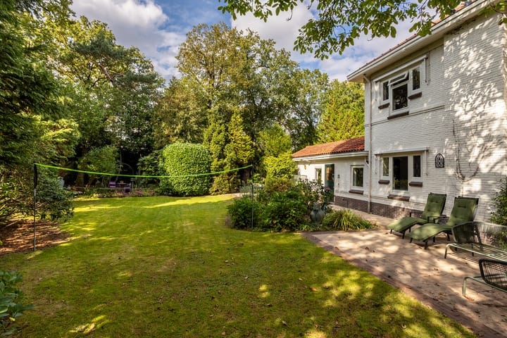 Vrijstaande woning te koop: Curaçaolaan 20, Hilversum
