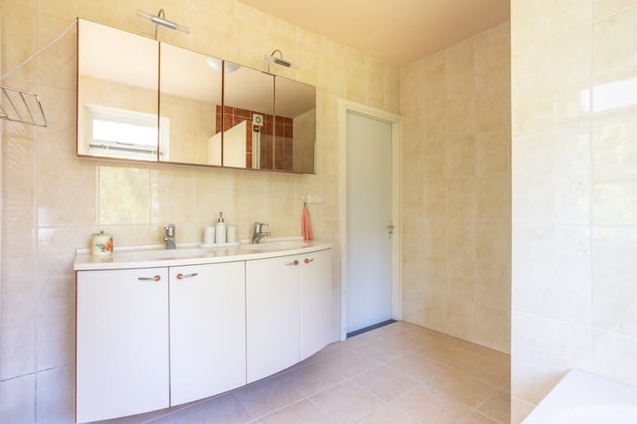 Vrijstaande woning te koop: Curaçaolaan 20, Hilversum