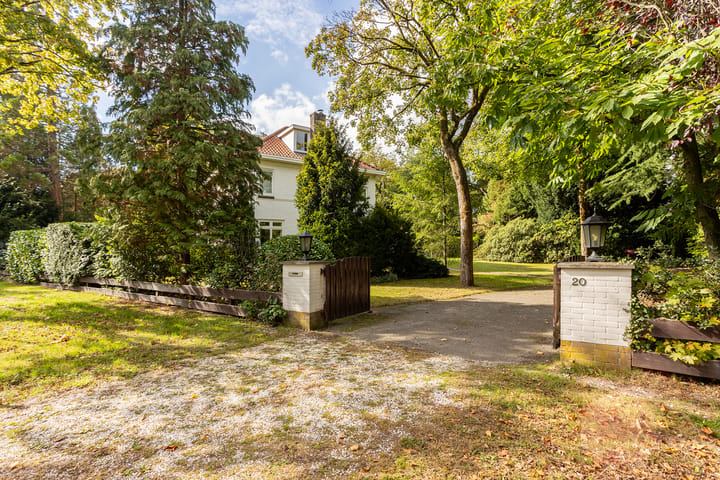 Vrijstaande woning te koop: Curaçaolaan 20, Hilversum