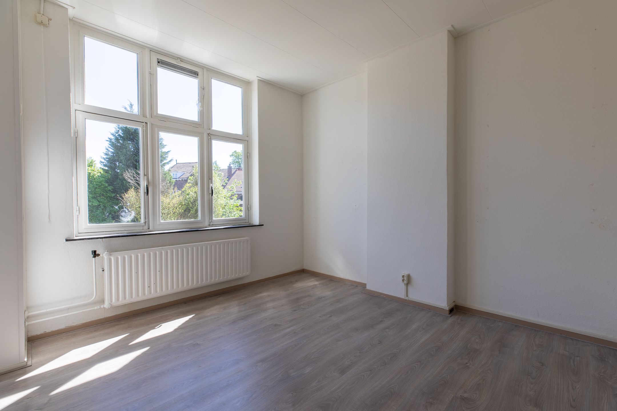 Photo 9 of Elisabeth Strouvenlaan 65