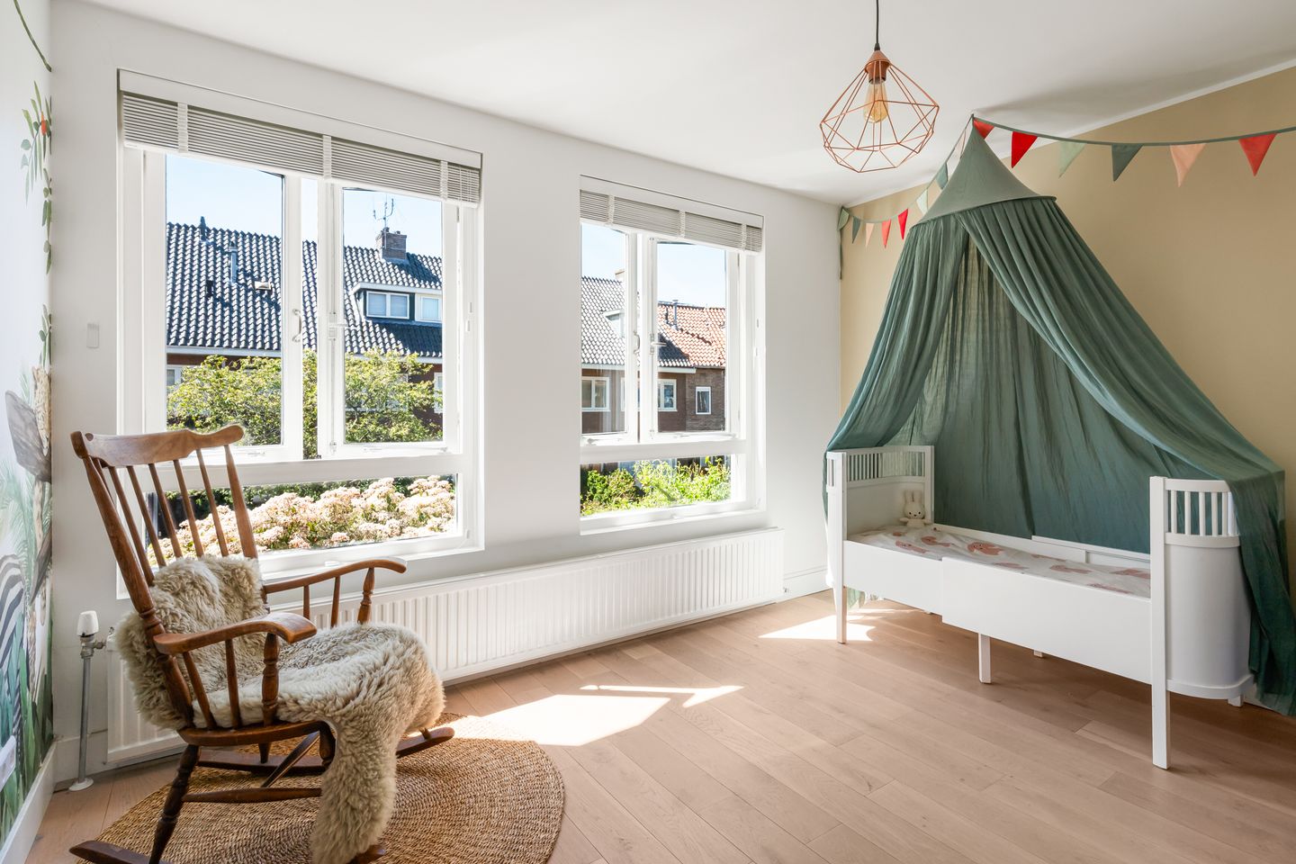 Photo 19 of Von Weberstraat 35