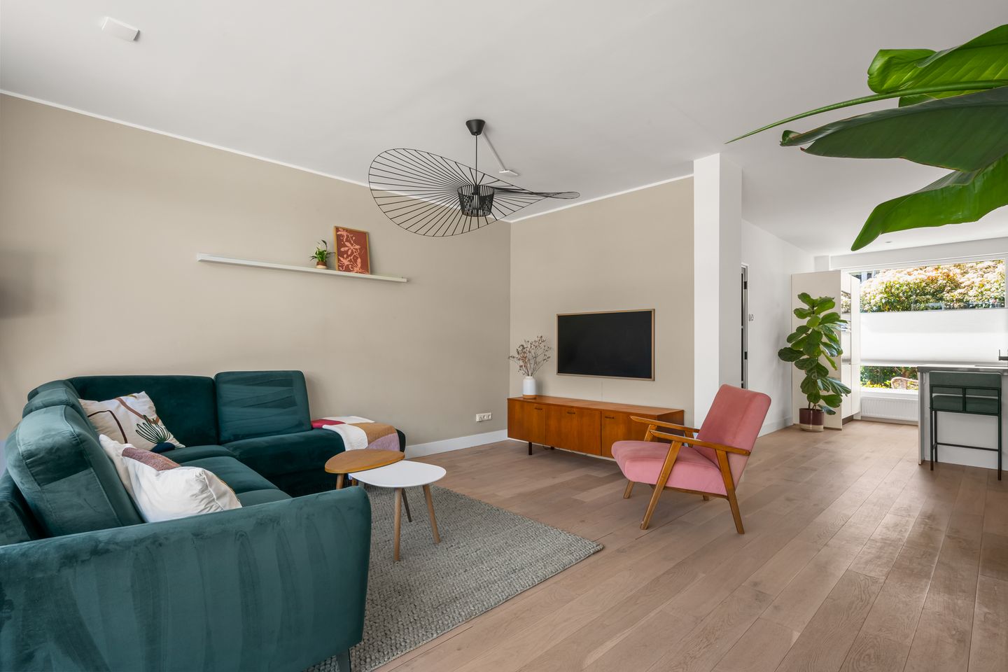 Photo 10 of Von Weberstraat 35