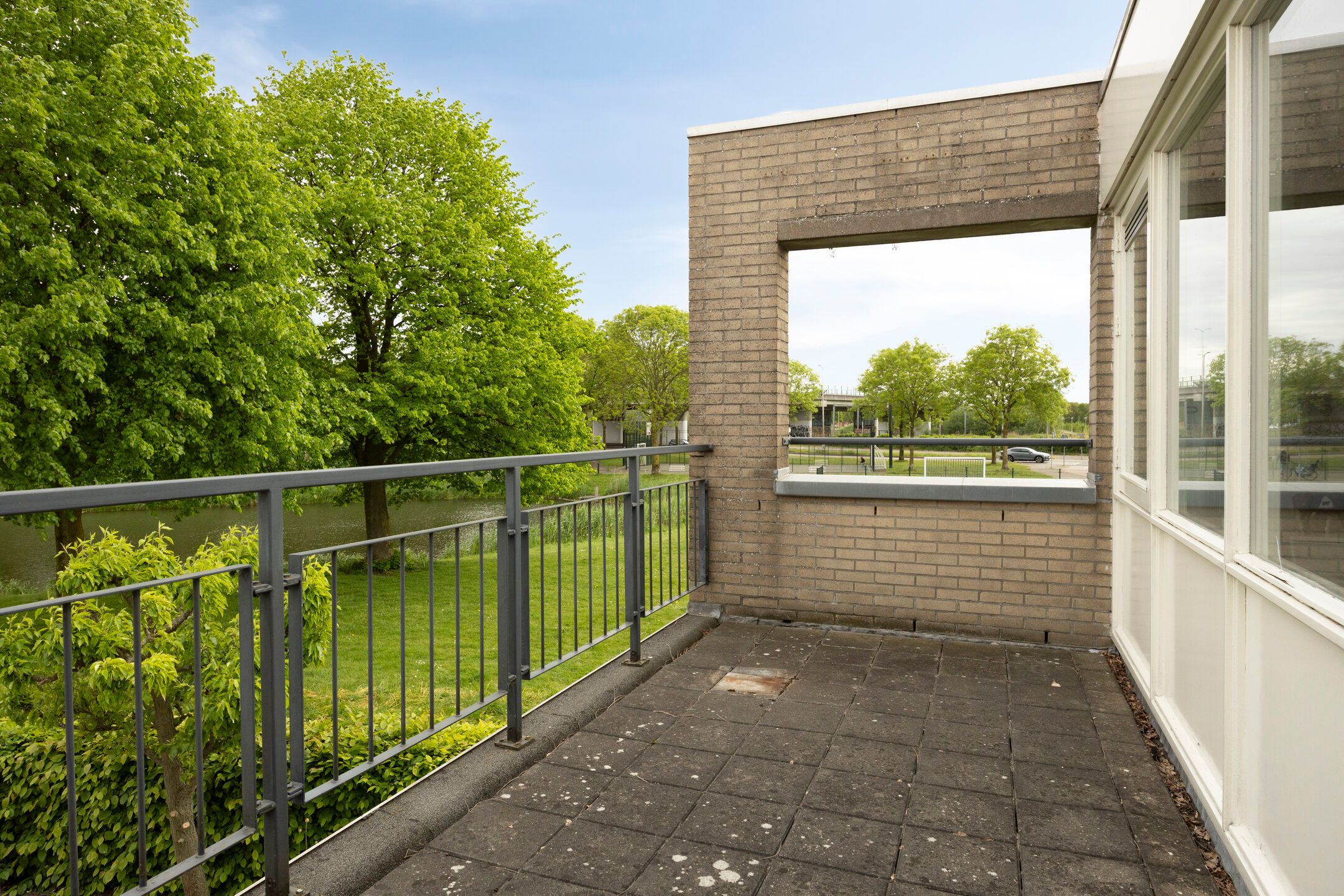 Photo 18 of Nieuwedijk 35