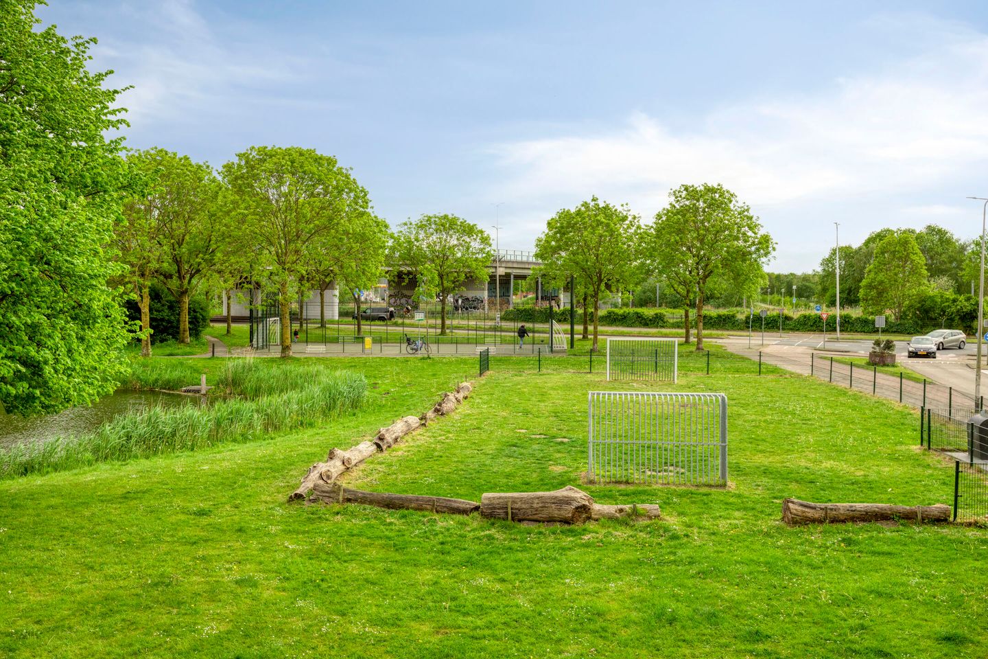 Photo 4 of Nieuwedijk 35