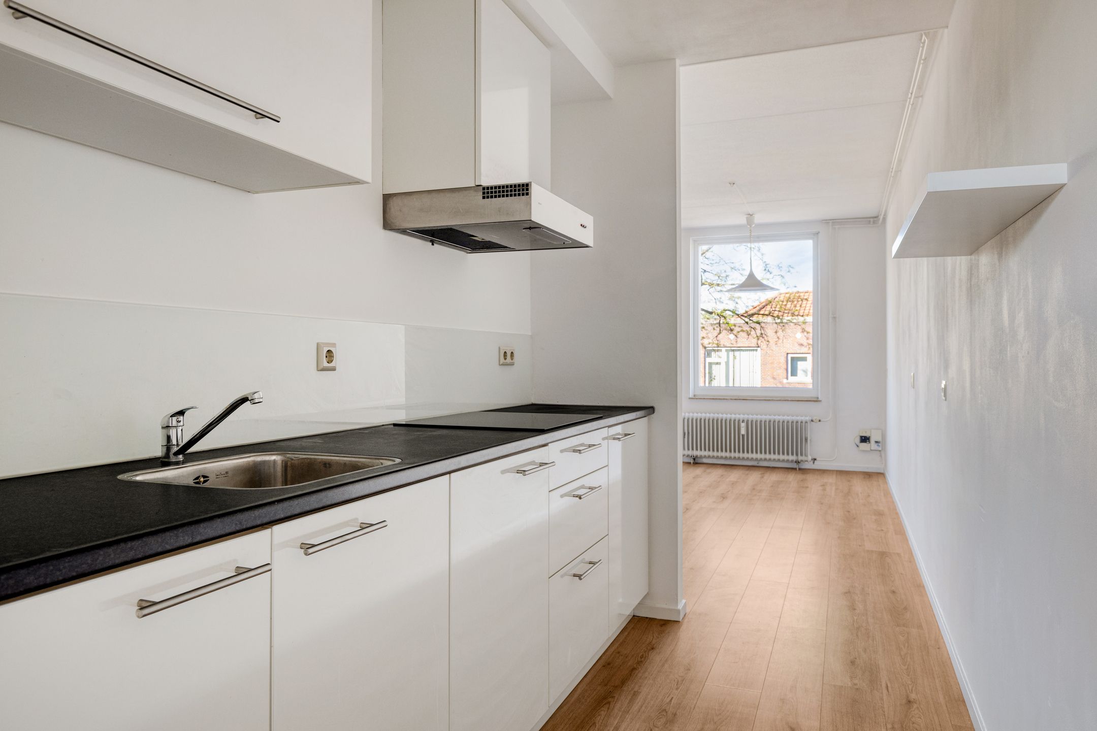 Photo 15 of Weverstraat 21