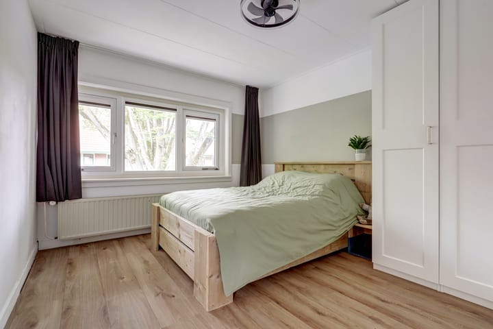 Foto 4 van Radiostraat 68