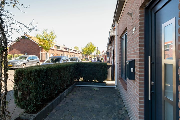 Foto 4 van Tjibbe Knolstraat 24