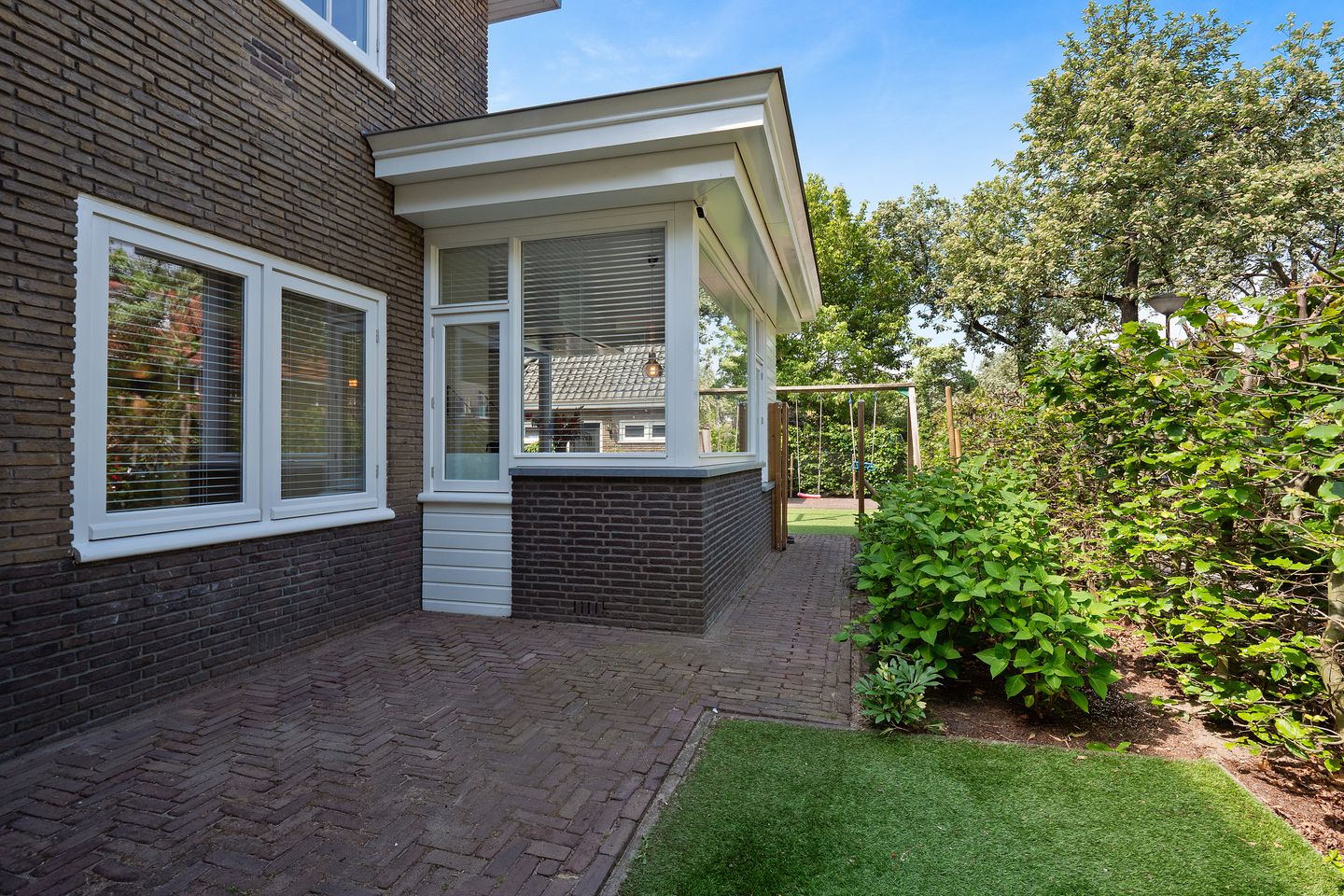 Foto 49 van Van Voorst tot Voorststraat 47