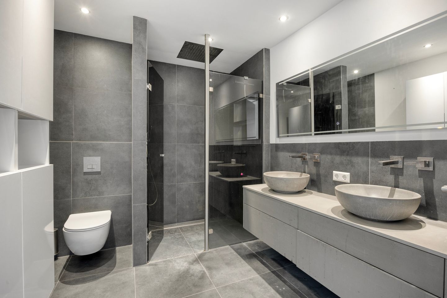 Foto 25 van Van Maanenstraat 31