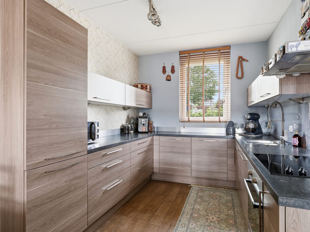 Spacious family home with potential fifth bedroom in family-friendly neighborhood — 13