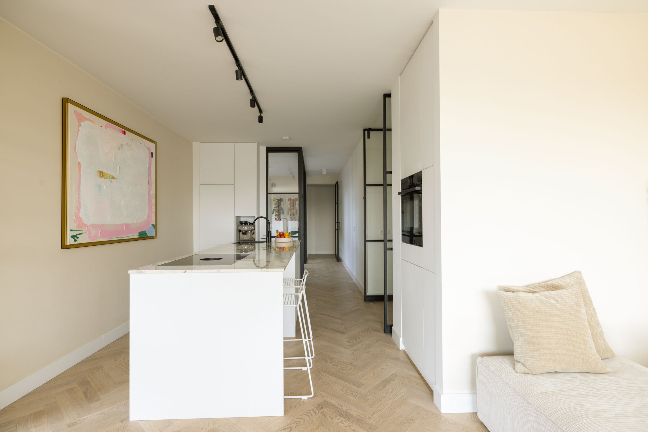 Photo 21 of Faas Wilkesstraat 437