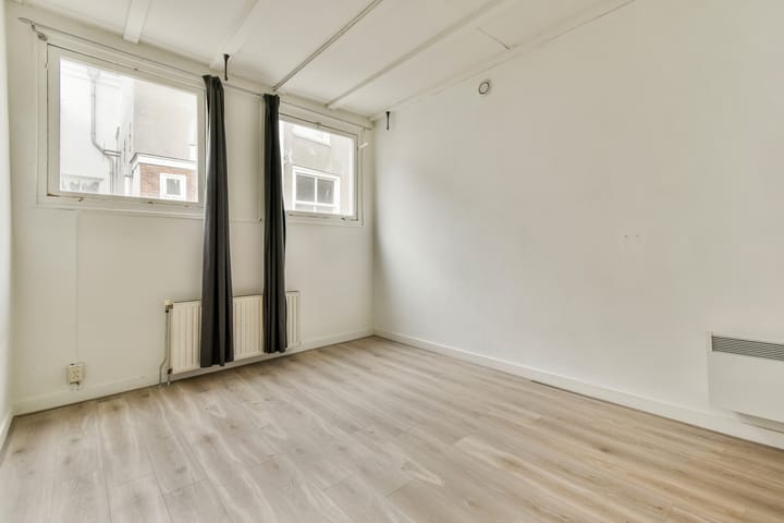 Photo 4 of Breestraat 54-F
