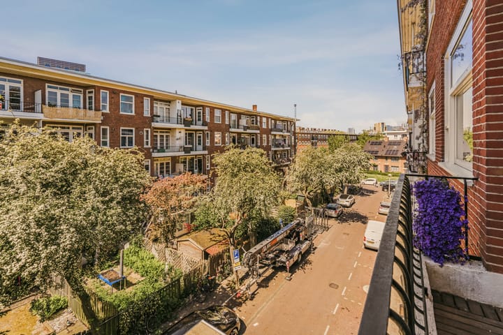 Foto 4 van Trouringhstraat 28-2