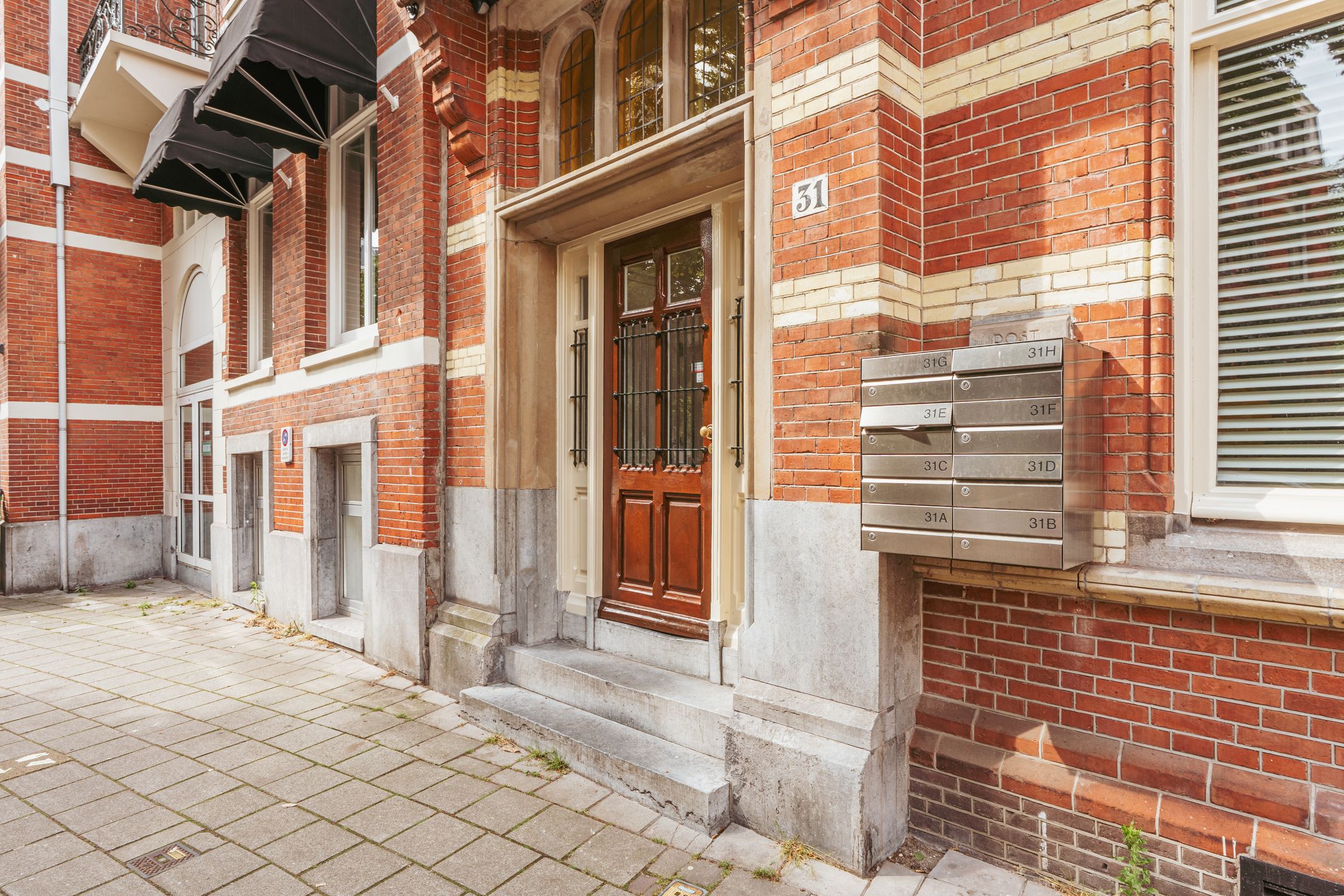 Photo 6 of Tesselschadestraat 31-H