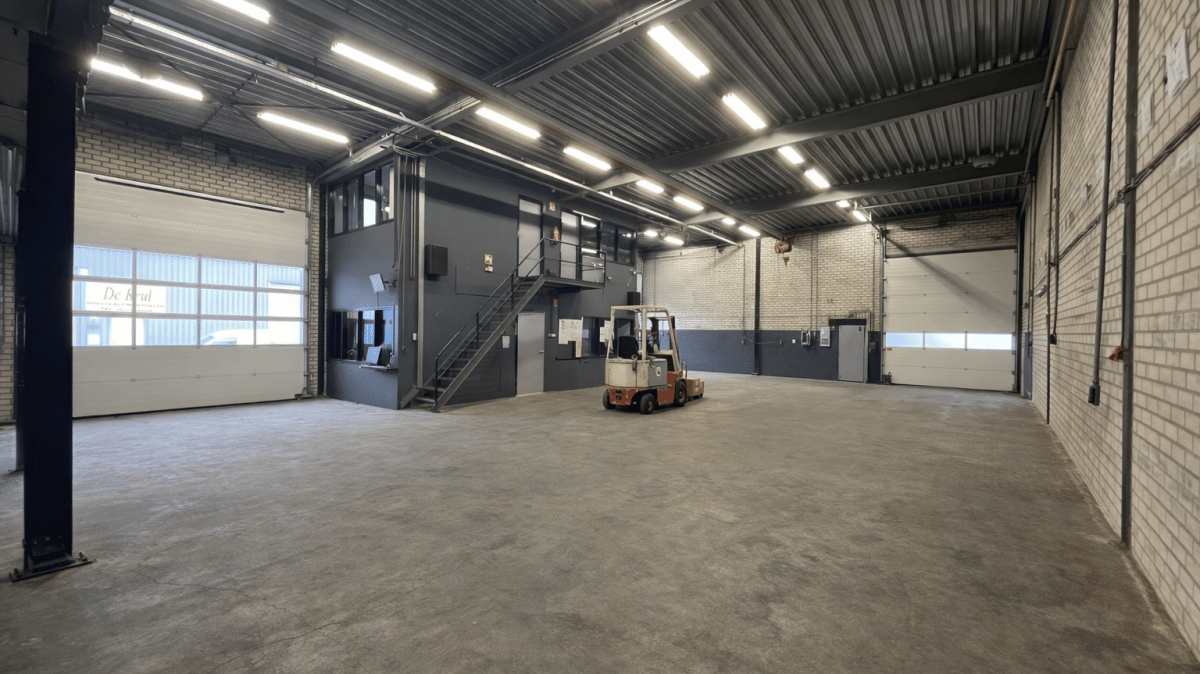 Bekijk foto 3 van Industriestraat 5-B