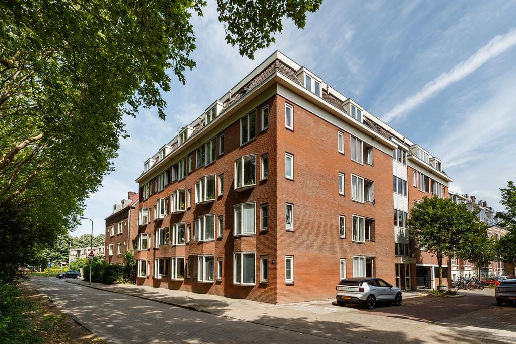 M.A. de Ruyterstraat 38 
