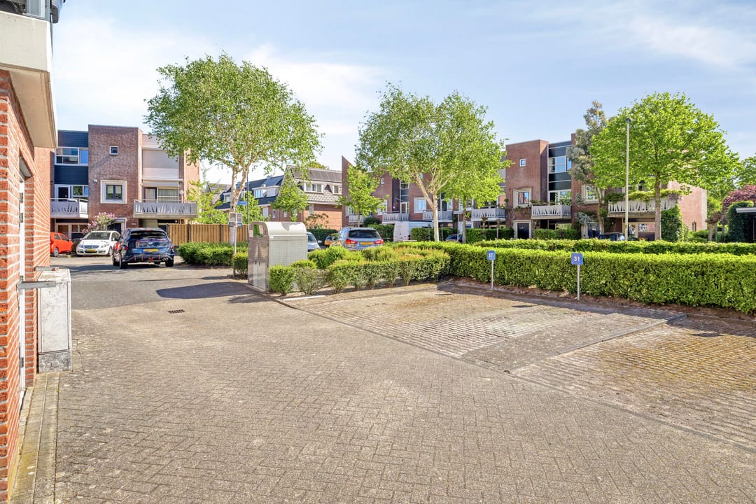 Photo 31 of Burgemeester Van Gilsstraat 17