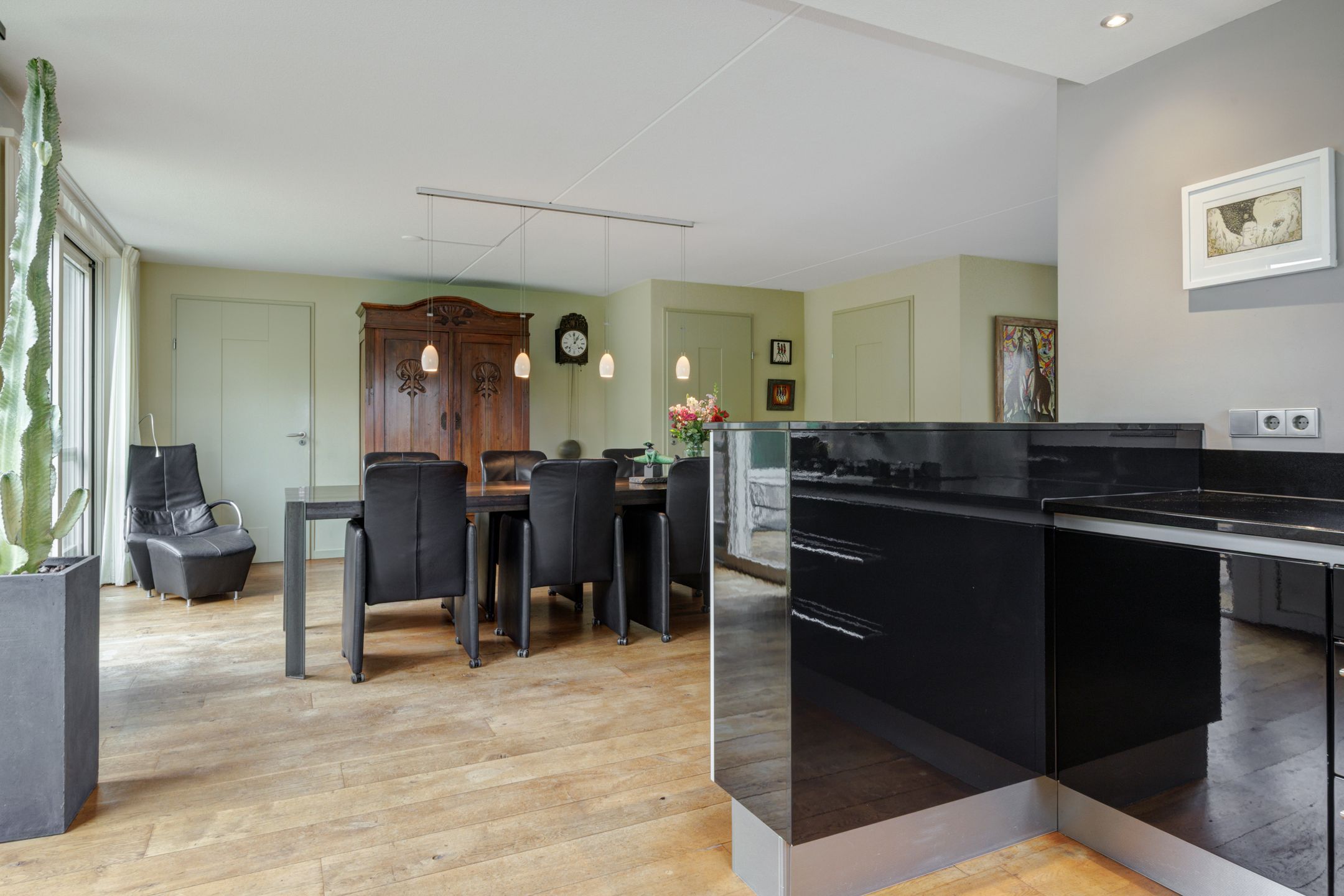 Photo 12 of Willi Martinalistraat 48