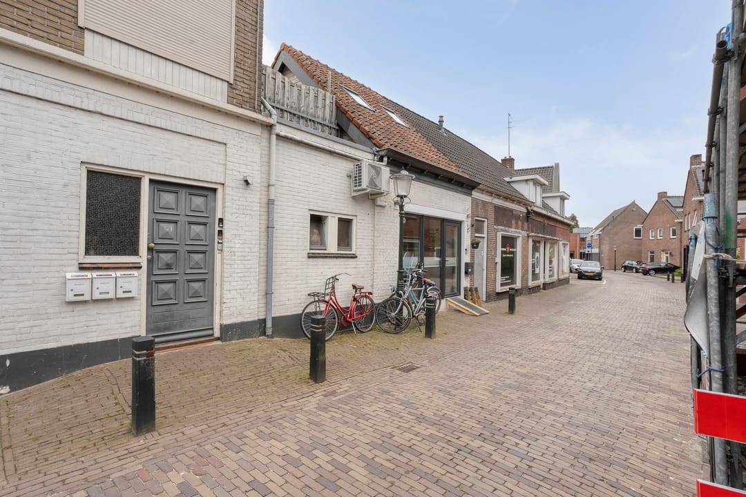 Photo 26 of Bouwstraat 25-D