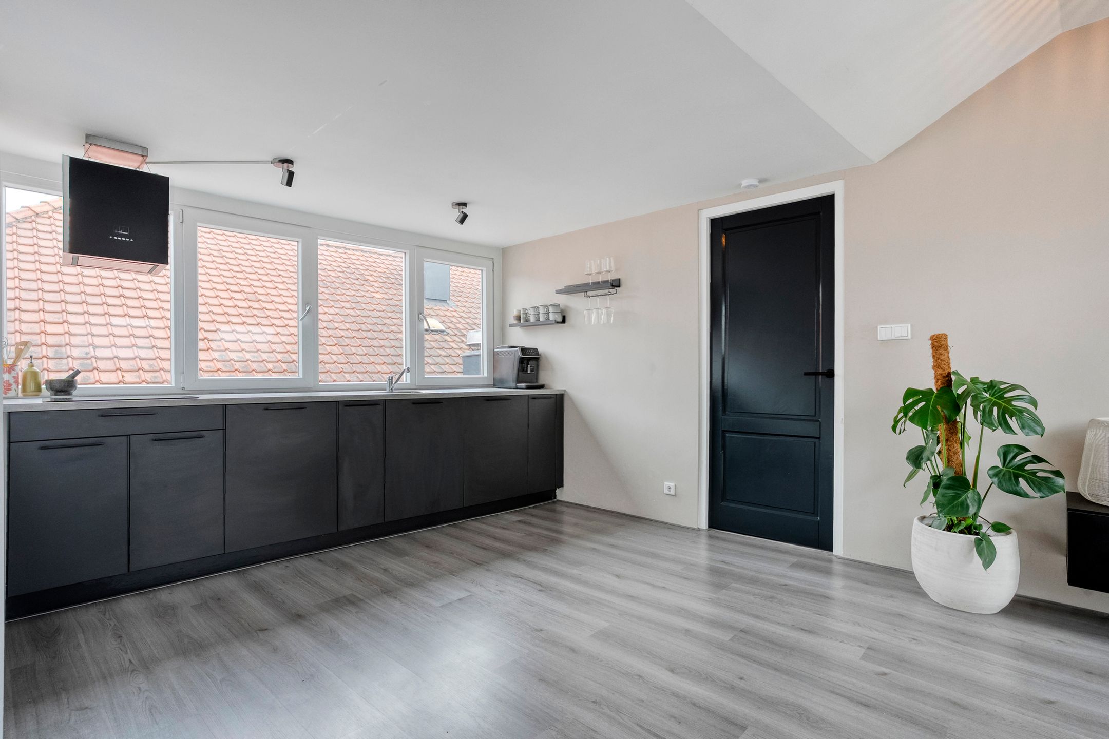 Photo 12 of Bouwstraat 25-D