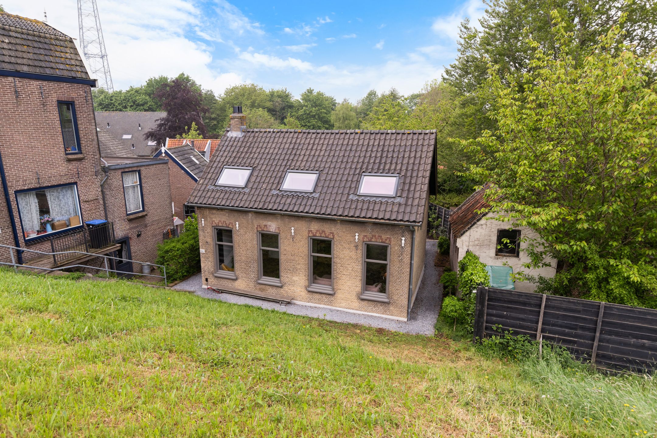 Foto 42 van Schuwacht 12